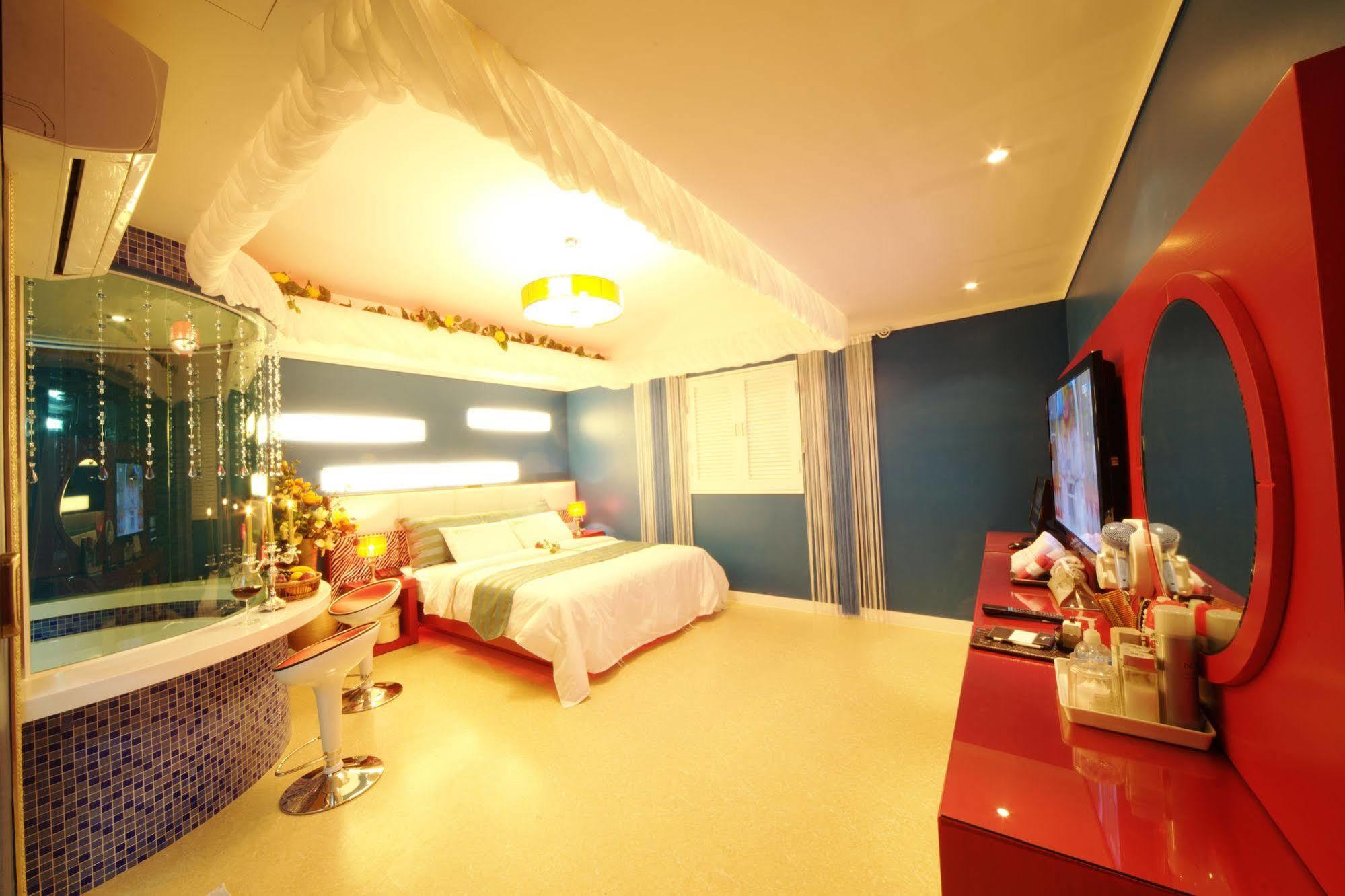 Ivy Hotel Ansan Exterior photo